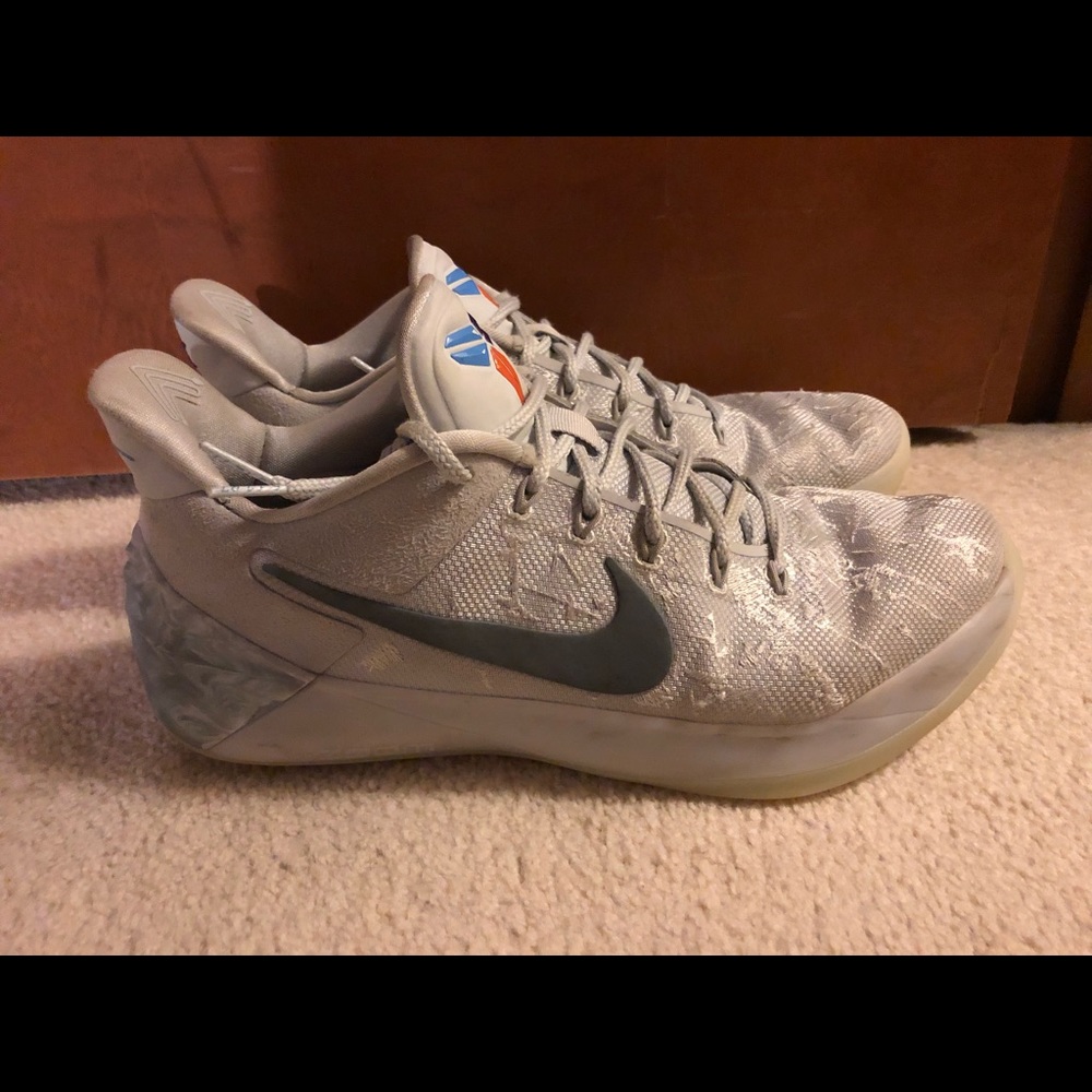 Kobe AD Derozan PE